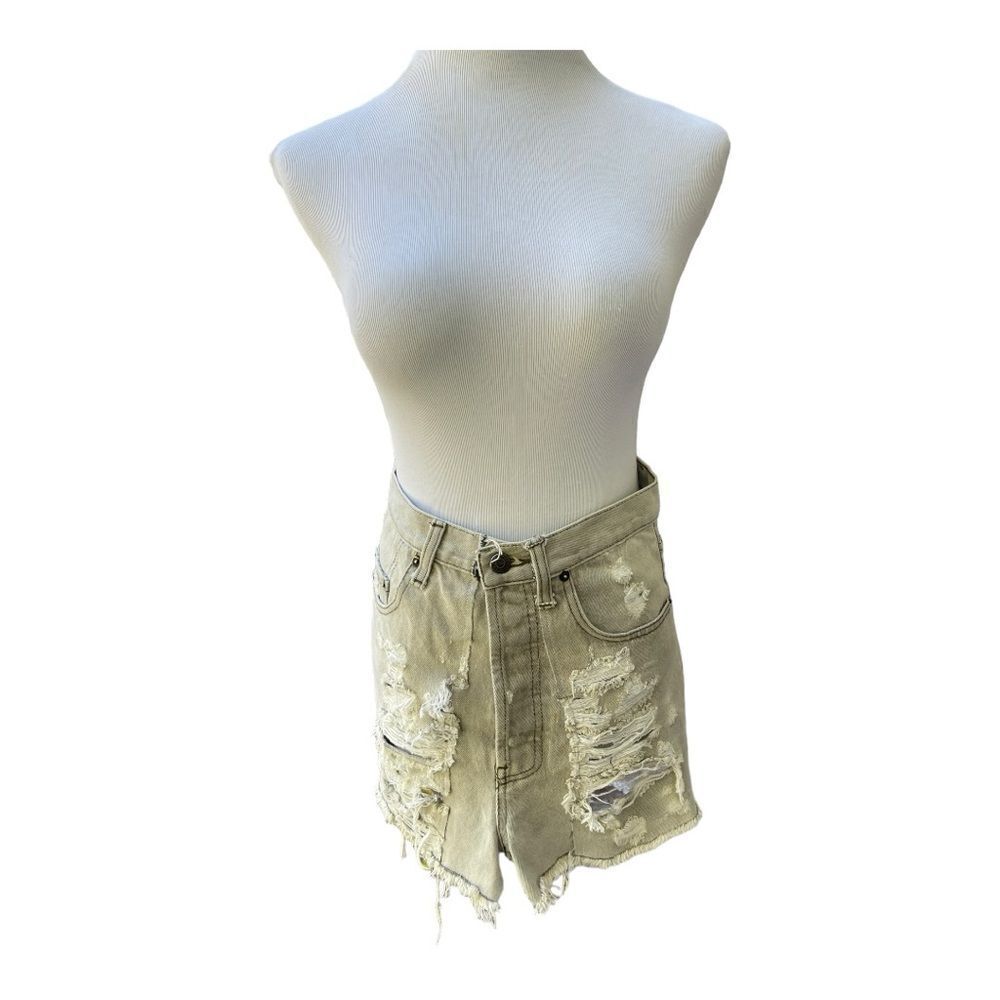 Vintage Button Fly Levi’s DIY Jeans Skirt Distressed American Flag Frayed Hem
